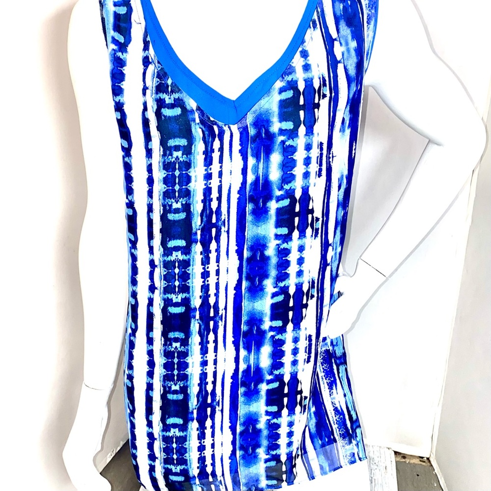 Vibrant Indigo Shibori Print v-Neck XL Tank With Flowy Handkerchief Hem